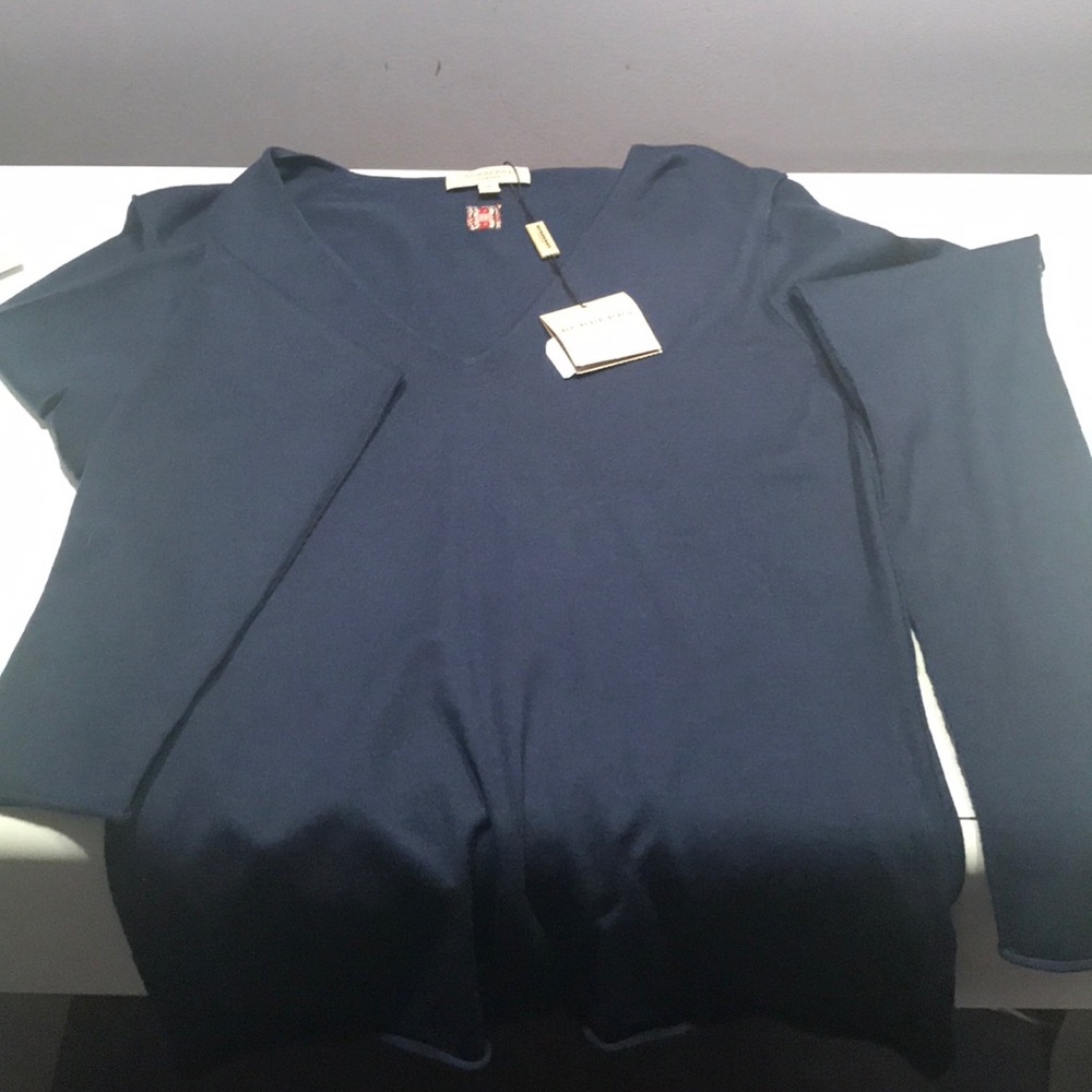 Burberry sweater
